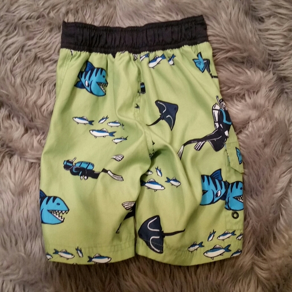 Gymboree swim trunks, 4 - Picture 2 of 4